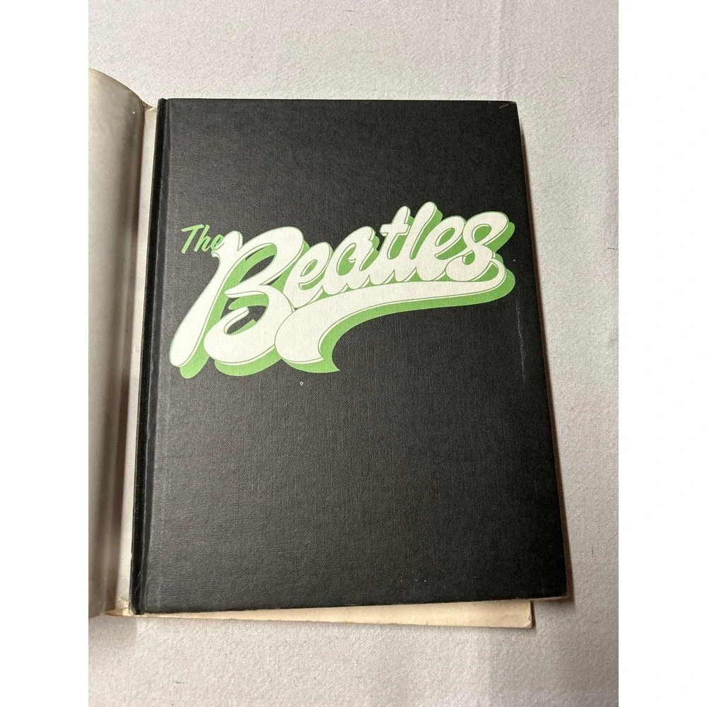 The Beatles The Story of the Beatles Beatlemania 1963 1966 Songbook, Two Books‎
